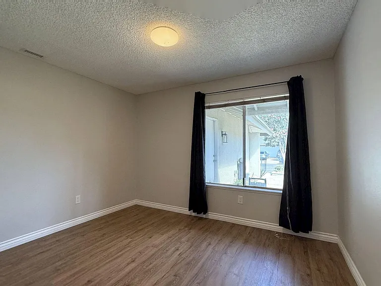 7920 Temecula Pl — Photo 9