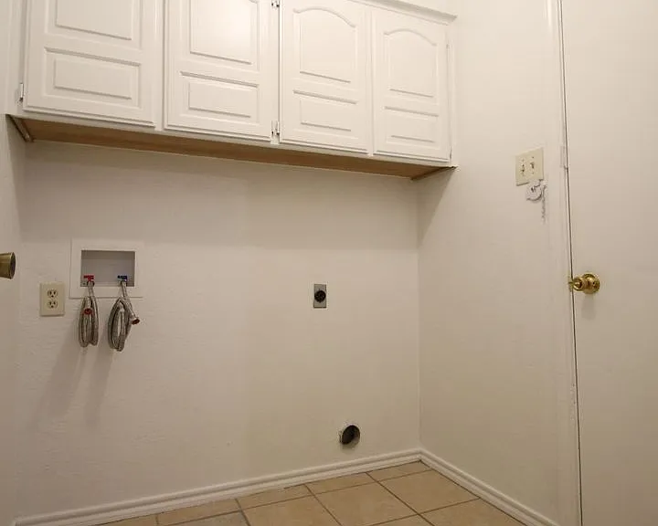 420 Birchwood Ln — Photo 28