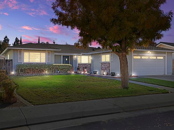 2nd image of 2814 Angel Dr