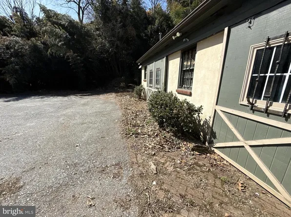 888 Horseshoe Pike, Downingtown, PA 19335