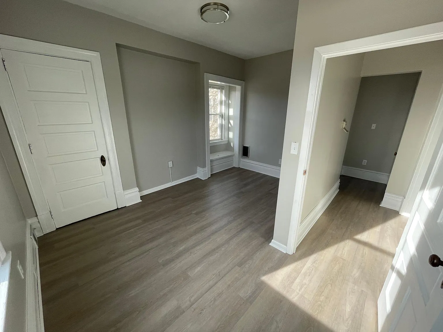 25 N Sprague Ave — Photo 4