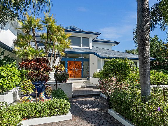 2nd image of 6819 SE South Marina Way