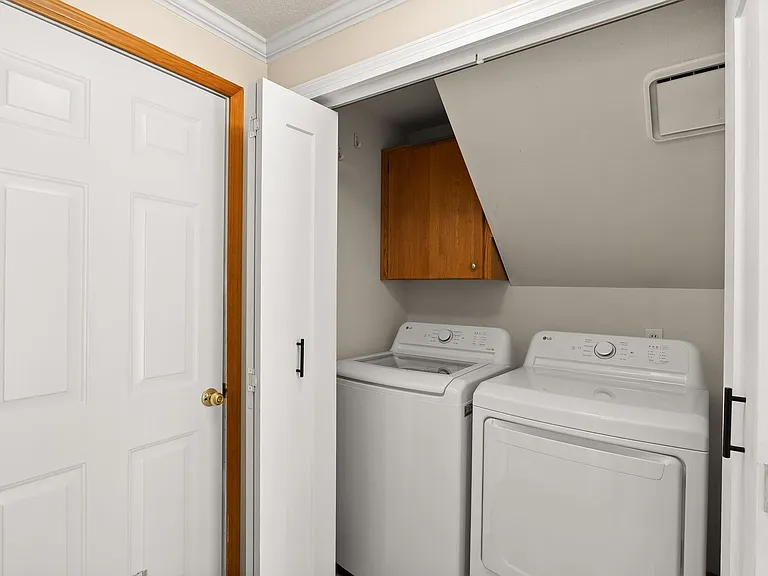 5560 SW 149th Ave — Photo 14