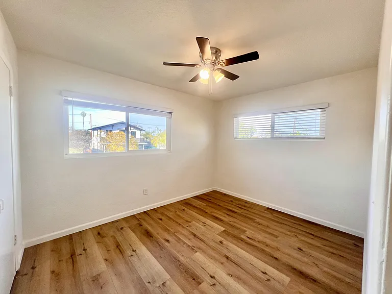 Bedroom (1)