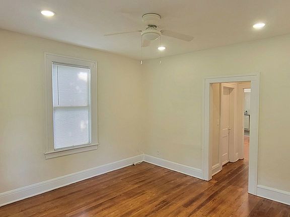 3rd image of 4313 & 4315 Appleton Ave #4315
