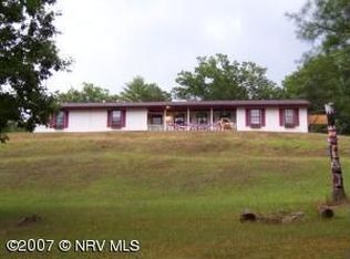 6400 Foxfire Rd, Catawba, VA 24070