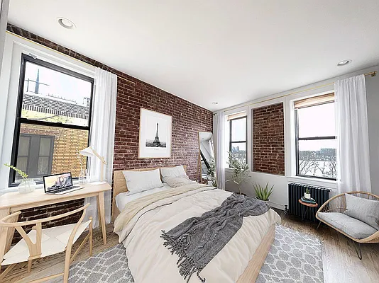 Rented by Bohemia Realty Group | media 12