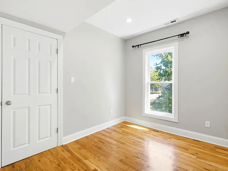 1633 Merrick St #1 — Photo 6