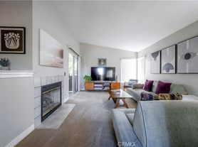 10 Corniche Dr