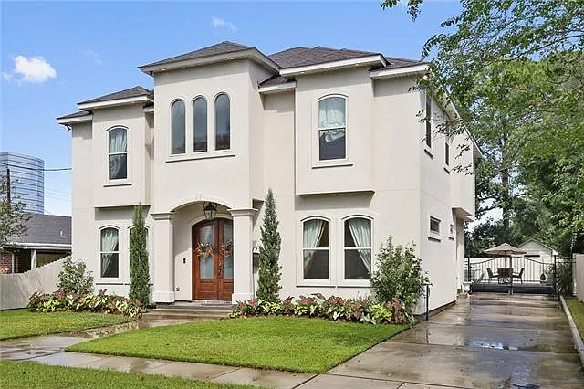 4 bed, 2.5 bath, 3120 sqft, $6,500 — Photo 2