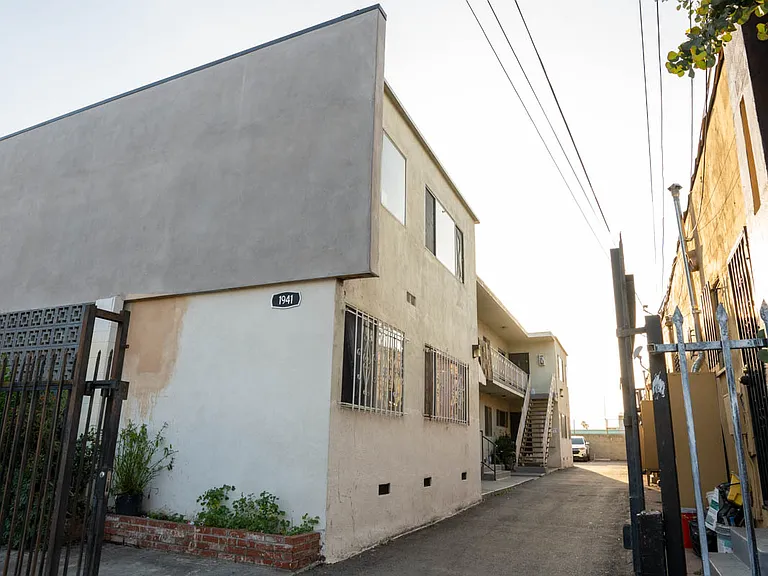 1941 Orchard Ave #3 — Photo 20