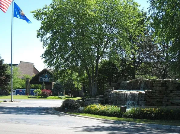 7020 Grand Geneva Way, Lake Geneva, WI 53147