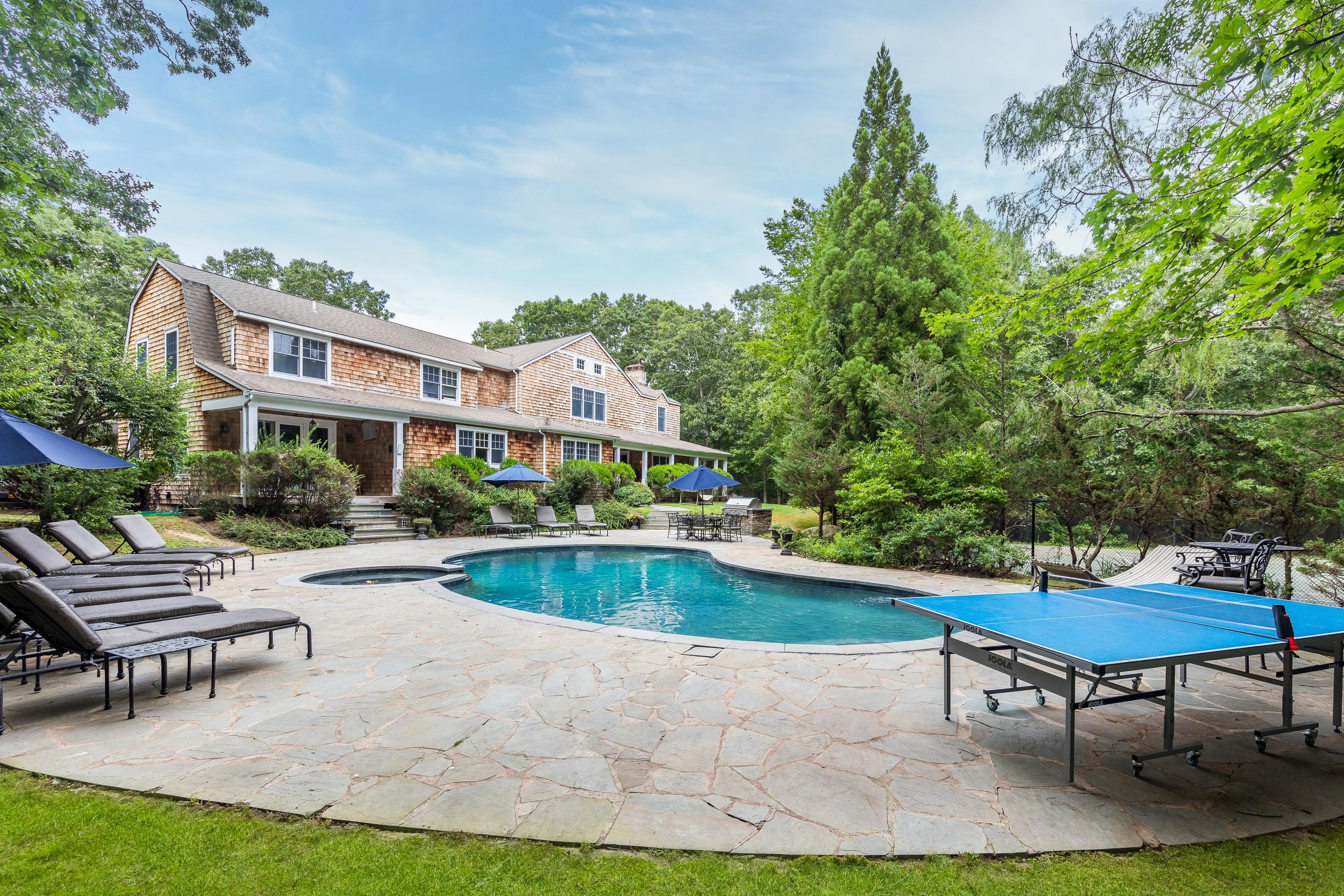 601 Old Sag Harbor Rd in Bridgehampton Out East