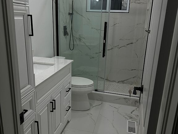 5th image of 53 Belfry Dr