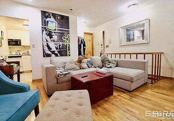 4th image of 133 W 74th St APT A