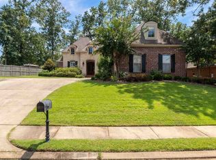 185 Cottonwood Dr, Madison, MS 39110