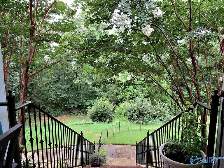 4015 High Mountain Rd NE — Photo 23