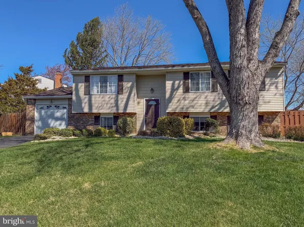 4407 Vantage Ct, Alexandria, VA 22306