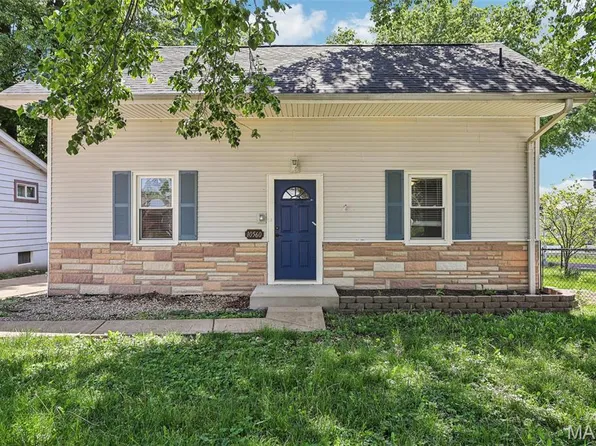 10560 Crecelius Dr, Saint Louis, MO 63123