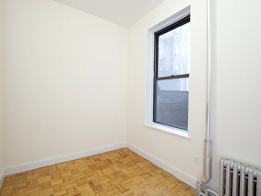 Rented by City Connections Realty | media 12