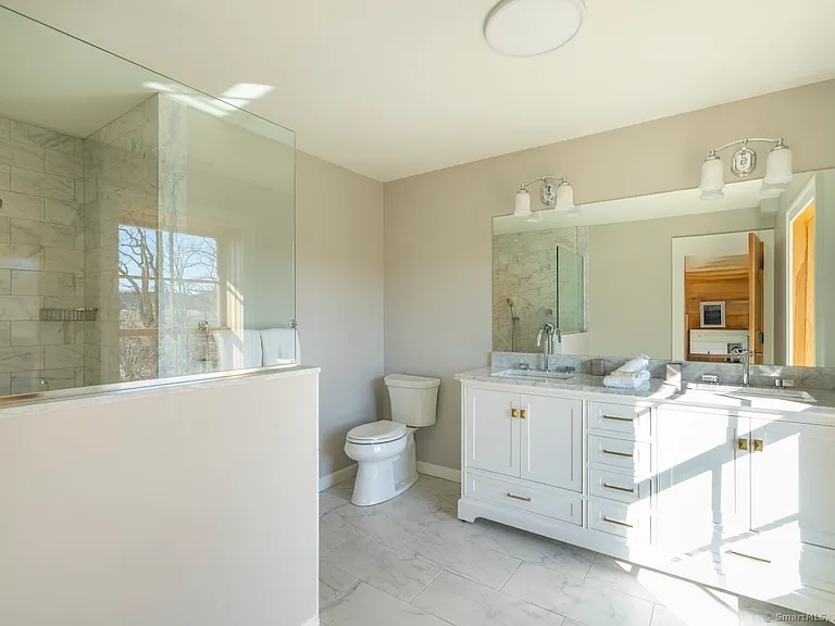65 Hammertown Rd — Photo 24