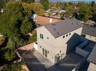 10421 Amigo Ave, Porter Ranch, CA 91326