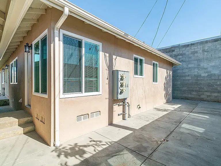 2514 E Adams St #2514 — Photo 9