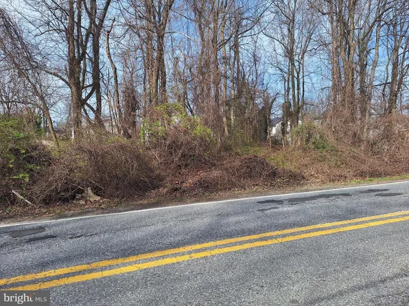 1005 Rollins Ave, Capitol Heights, MD 20743
