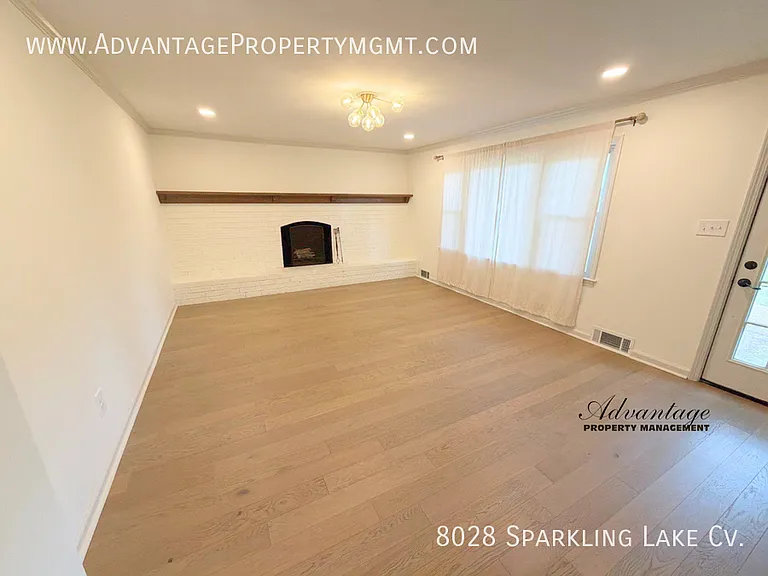 8028 Sparkling Lake Cv — Photo 3