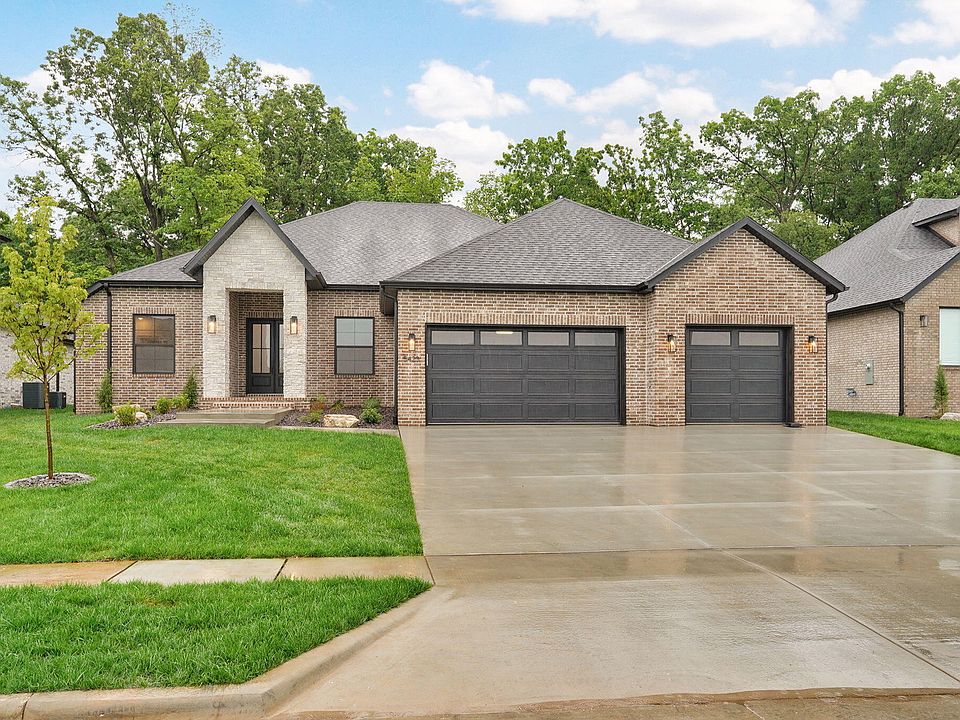 1st image of 5423 E Wild Horse Drive