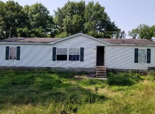 1550 E 2100th Ave, Brownstown, IL 62418