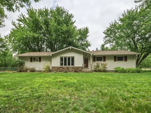 5101 Sindelar Drive, Eau Claire, WI 54701