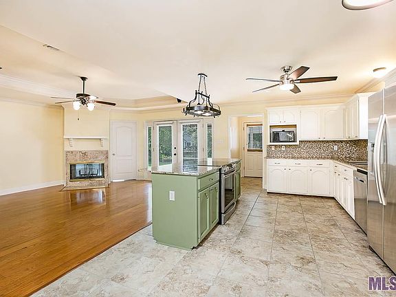 4th image of 38097 E Lake Dr