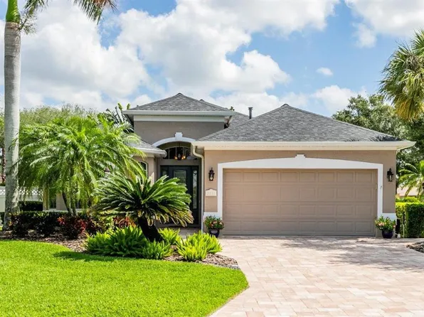 8111 Coates Row Pl, Bradenton, FL 34201