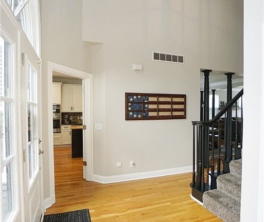 3rd image of 1711 Magnolia Ct