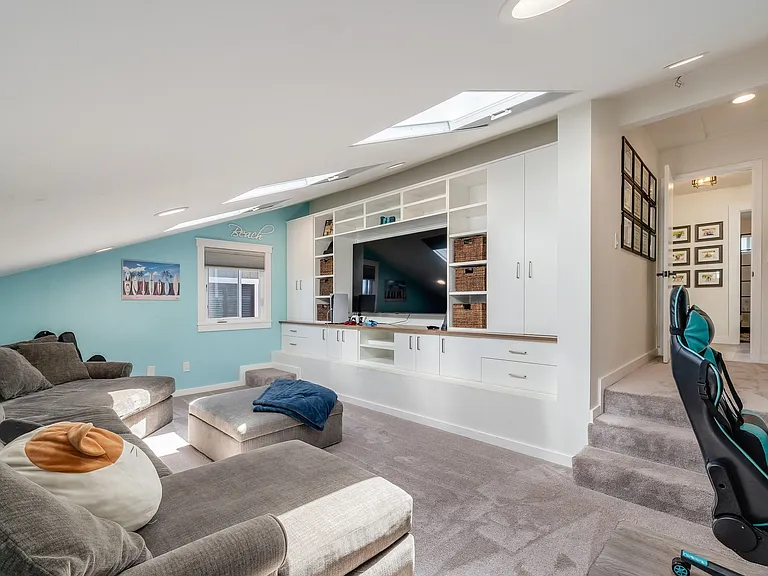 70 Mariani Ct — Photo 38