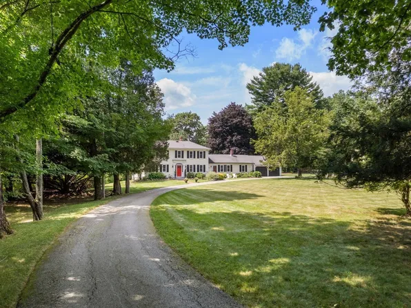 320 Western Ave, Sherborn, MA 01770