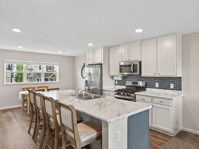 7546 Woods Edge Blvd, Lino Lakes, MN, 55014