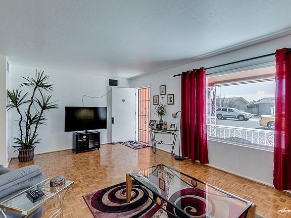 5th image of 6102 E Boise St