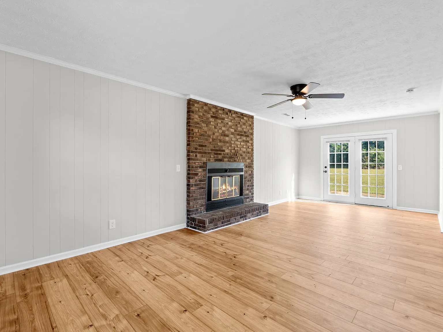 3 bed, 2.5 bath, 1752 sqft, $1,850 — Photo 4