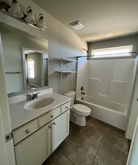 4177 W Bradstreet Ln — Photo 8