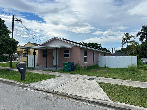 5th image of 668 NW 13th St
