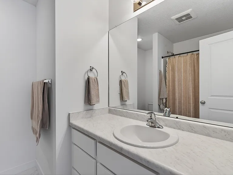 1146 S Redwood Rd #604 — Photo 24