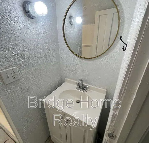 128 S Spring Ave — Photo 46