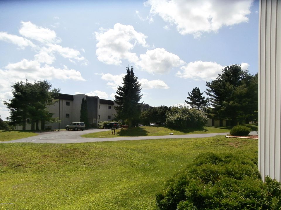 146 Foxfire Dr, Mount Pocono, PA 18344 Zillow