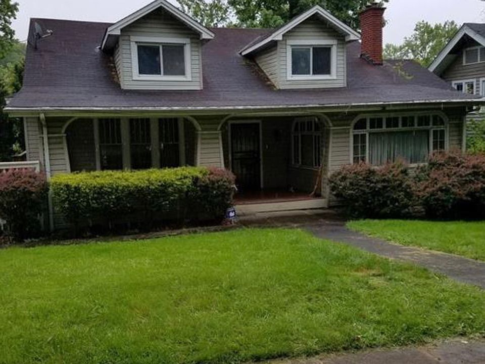 1st image of 1104 Edgewood Dr