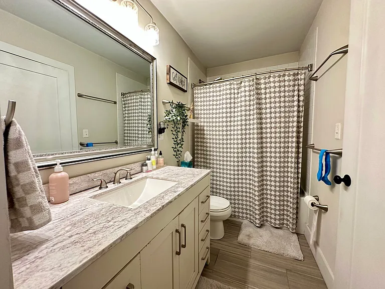 19 Playstead Rd #17 — Photo 10