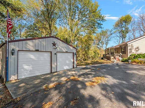 5th image of 2079 E 1450 North Rd