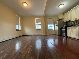 Rented by Hillel Realty Group