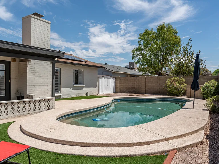 951 W La Jolla Dr — Photo 23